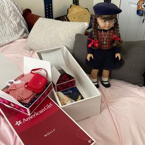 Molly American girl doll
